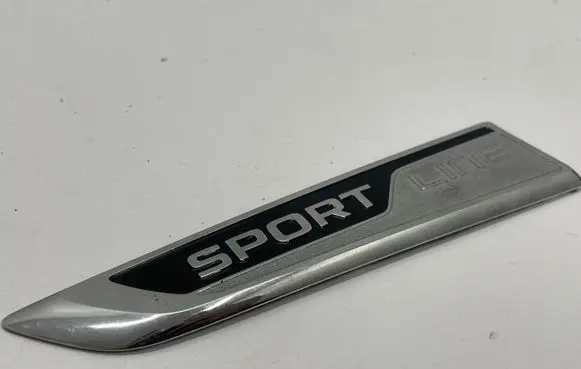 Skoda Kodiaq Fender model badge letters 