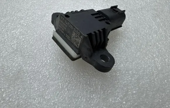 Ford Mustang VI Airbag deployment crash/impact sensor DG1314C676AA 02152016 51A94091