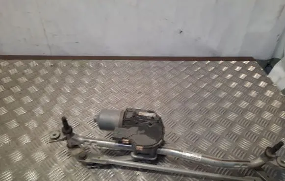 Audi A8 S8 D4 4H Front wiper linkage and motor 4H1955023E