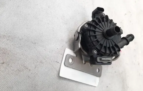 KIA Sportage Water pump 28920-2M600