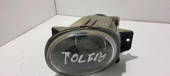 Seat Toledo II (1M) Front fog light 67742830