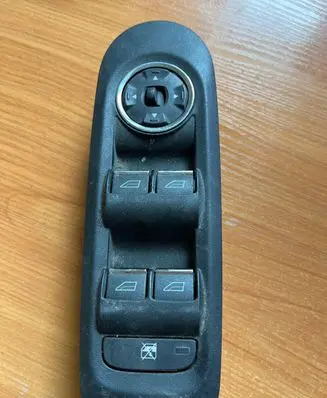 Ford Mondeo Mk III Electric window control switch A2610770610 26102007 7S7T14A132AB