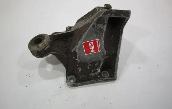 Audi A6 S6 C4 4A Engine mount bracket 4A0399114F