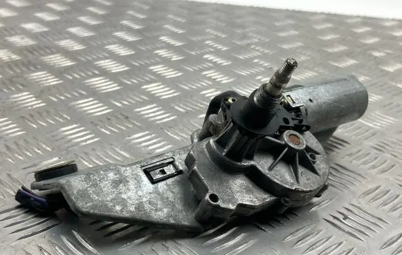 Volvo S40, V40 Rear window wiper motor 0390201529