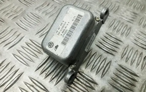 Volkswagen Touran I ESP acceleration yaw rate sensor 1K0907655B