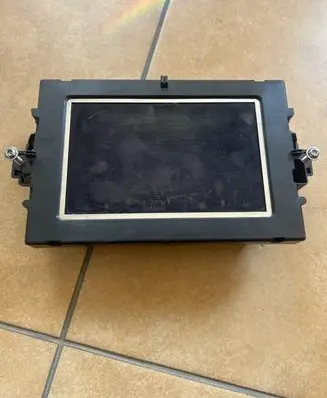 Mercedes-Benz C W204 Screen/display/small screen A1729008500 1729008500