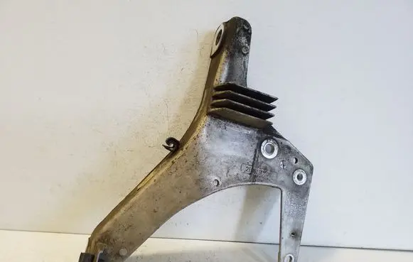 Polestar 2 Hybrid/electric vehicle battery bracket 32263392