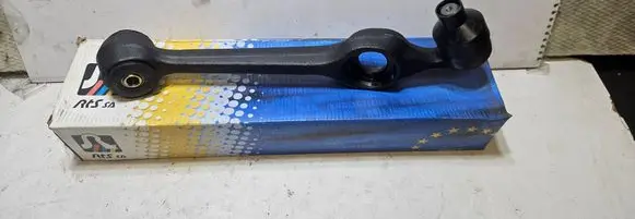 Ford Escort Front control arm 9500603 6087889