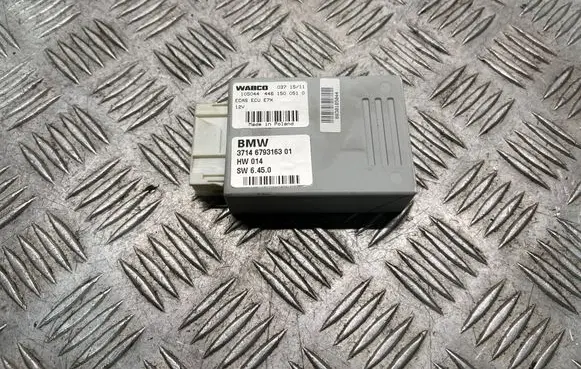 BMW X5 E70 Air suspension control unit module (rear) 4461500510