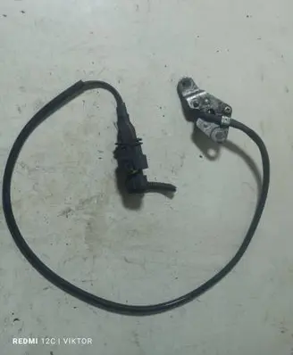 Opel Zafira B Camshaft position sensor 0281002213