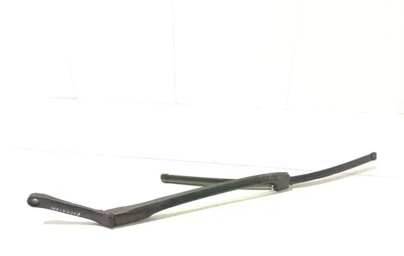 Volkswagen Phaeton Front wiper blade arm 3D1955409
