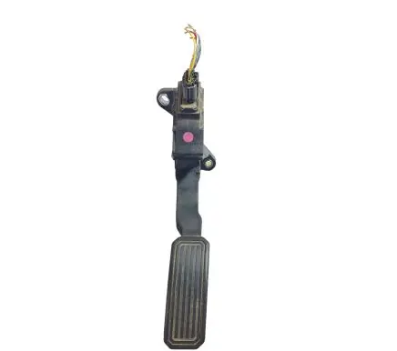 Toyota Avensis T270 Accelerator throttle pedal 7811002020 50530126390