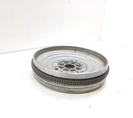 Mercedes-Benz CLA C117 X117 W117 Flywheel A2700301500