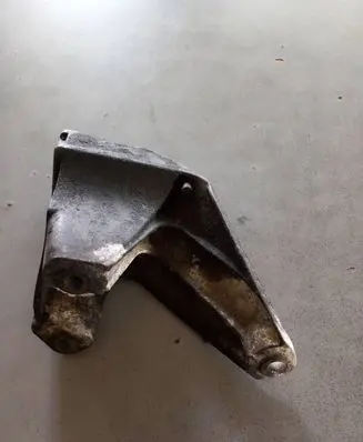 Audi A6 S6 C6 4F Engine mounting bracket 4F0199307N