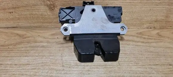 Volvo V50 Tailgate/trunk/boot lock/catch/latch 4N51A442A66AN
