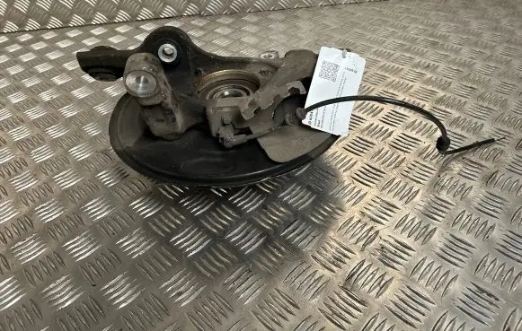 Mercedes-Benz E W213 Rear wheel hub