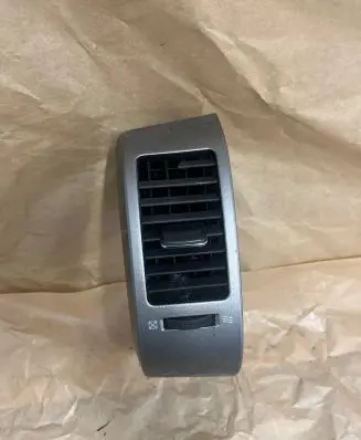 Toyota Prius (XW20) Dashboard side air vent grill/cover trim 7566147000 16F6617020