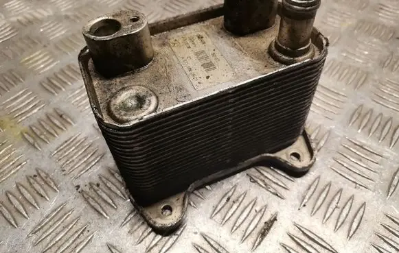 Mercedes-Benz C W203 Gearbox / Transmission oil cooler 6111880501
