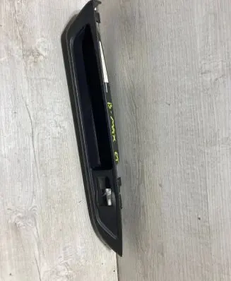 Ford B-MAX Other rear door trim element av11-r226a36-baw