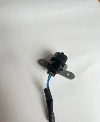 Mitsubishi L200 Sensor MN102454 120329 ADG29001