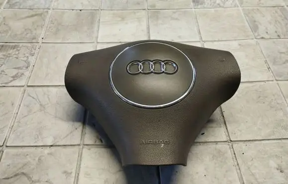 Audi A8 S8 D2 4D Steering wheel airbag 8E0880201 001KF09K26J6