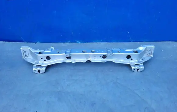 Toyota Verso-S Radiator support slam panel