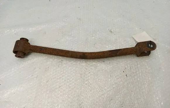 Cadillac CTS Rear upper control arm/wishbone