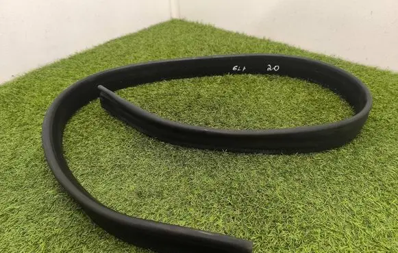 Mercedes-Benz GLK (X204) Engine compartment rubber A2048870298