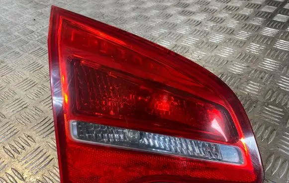 Opel Meriva B Tailgate rear/tail lights 21620101 45384