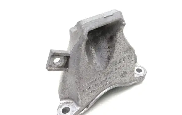 Engine mounting bracket