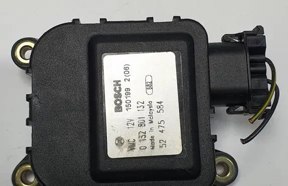 Opel Astra G A/C air flow flap actuator/motor 0132801132