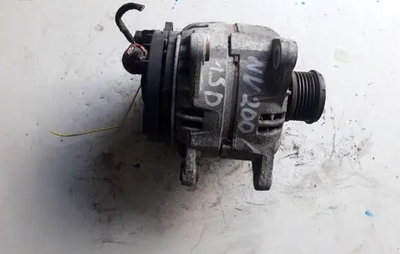 Nissan NV200 Generator/alternator 8200728292