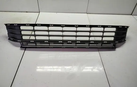 Volkswagen Touran III Front bumper lower grill 5TA853677M 5TA853677