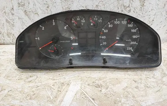 Audi A4 S4 B5 8D Speedometer (instrument cluster) 88311225