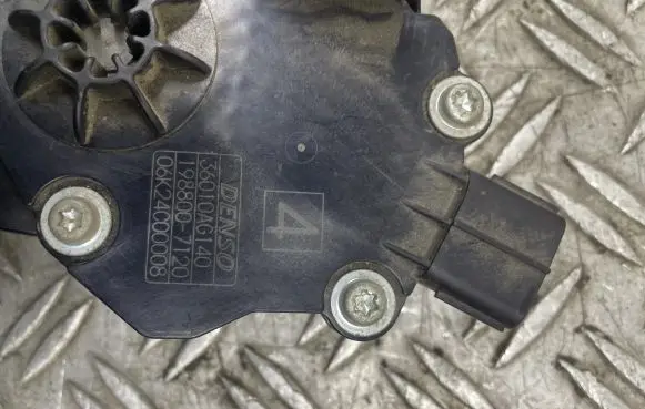Subaru Outback Accelerator throttle pedal