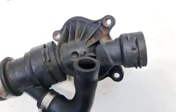 BMW X3 E83 Engine coolant pipe/hose