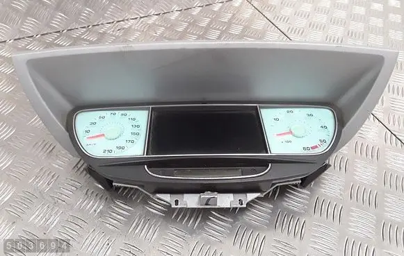 Speedometer (instrument cluster)