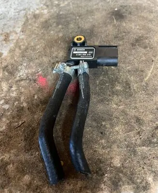 Mercedes-Benz E W211 Exhaust pressure sensor 0281006278