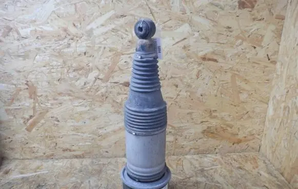 Jaguar XJ X351 Rear shock absorber/damper CW935A965AB