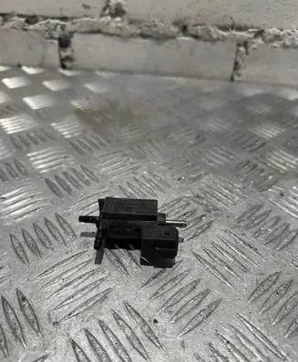 Land Rover Range Rover Sport L494 Turbo solenoid valve AH22209054AA