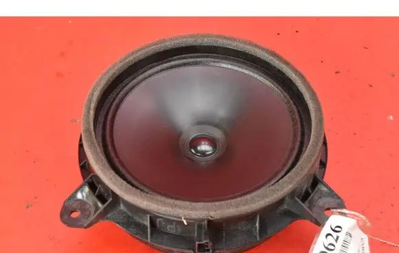 Toyota Yaris Subwoofer speaker 861600D450