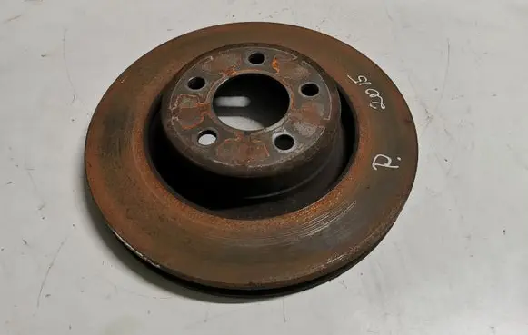 Ford Mustang V Front brake disc
