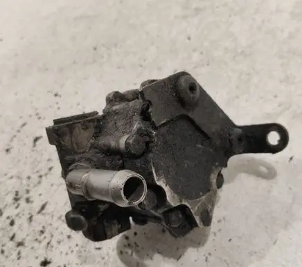 Peugeot 607 Power steering pump 9655444580