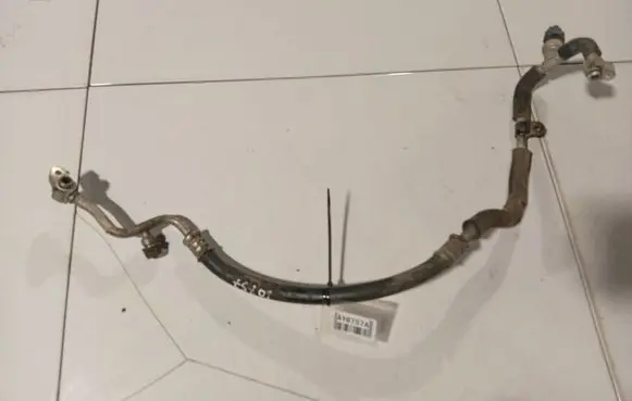 Air conditioning (A/C) pipe/hose