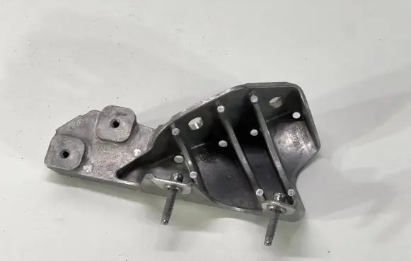 Mercedes-Benz SL R232 Headlight/headlamp mounting bracket A2326207301