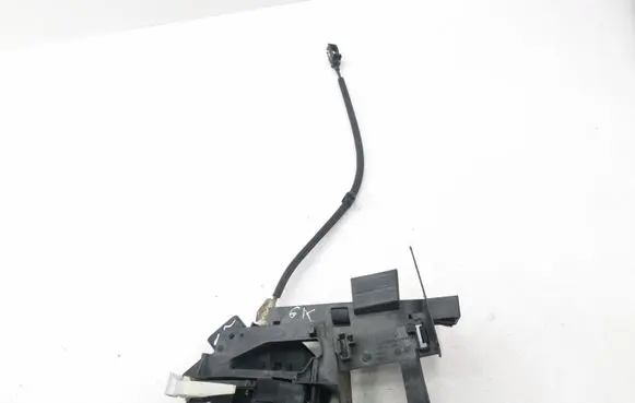 Ford C-MAX II Rear door lock AM5AR26413BB AM51R264A27BD
