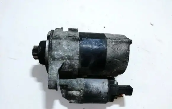 Volkswagen Golf IV Starter motor 020911023s d7s5