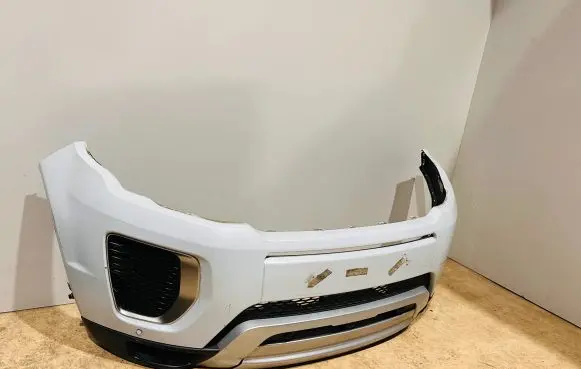 Land Rover Evoque I Front bumper GJ3217K945B GJ328200D