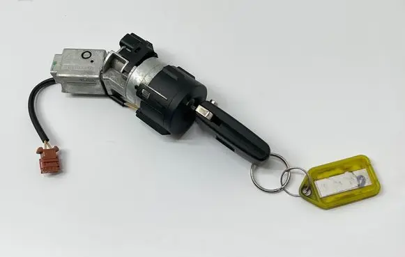 Citroen Jumpy Ignition lock 9663123280