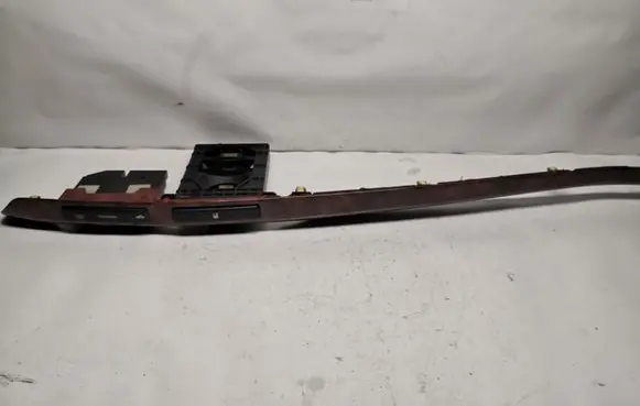 Toyota Avensis T250 Dashboard glove box trim 5547505010 MT3509